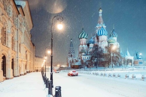 winter-in-moscow--russia--629101330-5b1dd985fa6bcc0036a2e52e.jpeg