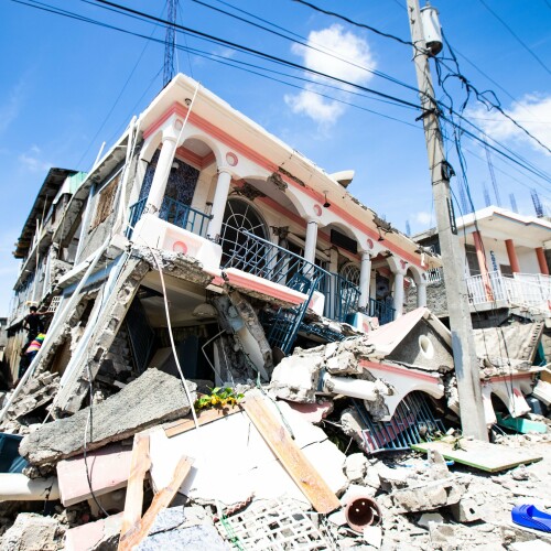 14haiti-earthquake-live-us-diaspora1-mediumSquareAt3X.jpeg