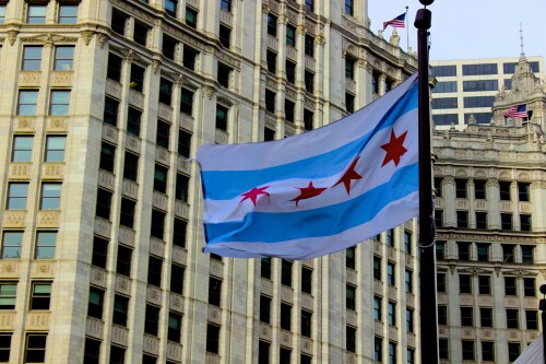 Flag_of_Chicago_photo.jpeg