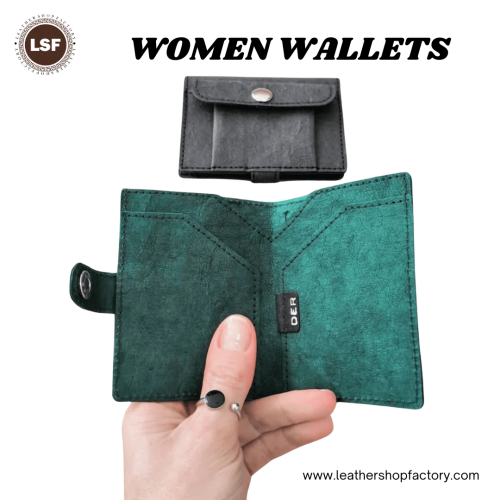Visit More-  https://leathershopfactory.com/collections/women-wallets