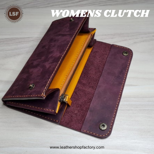 Visit More - https://leathershopfactory.com/collections/clutch-collections-for-women